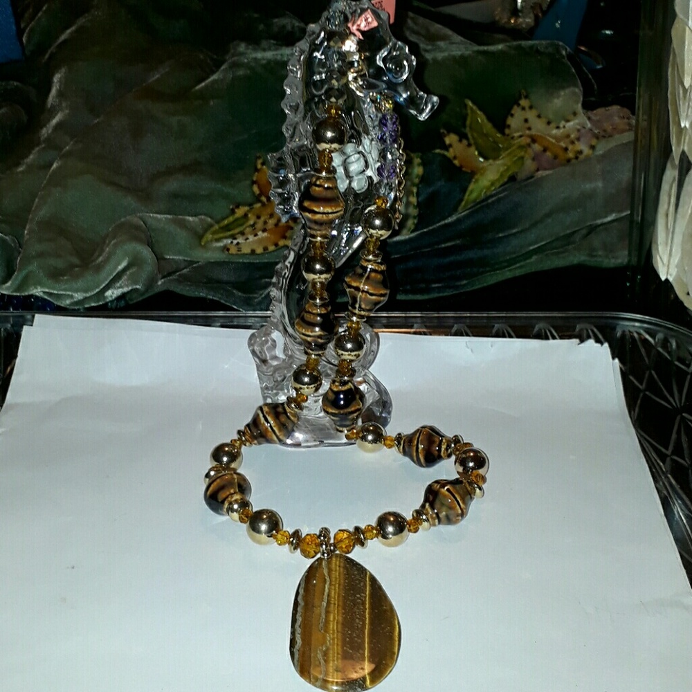 SOUTH AFRICAN TIGERS EYE NECKLACE